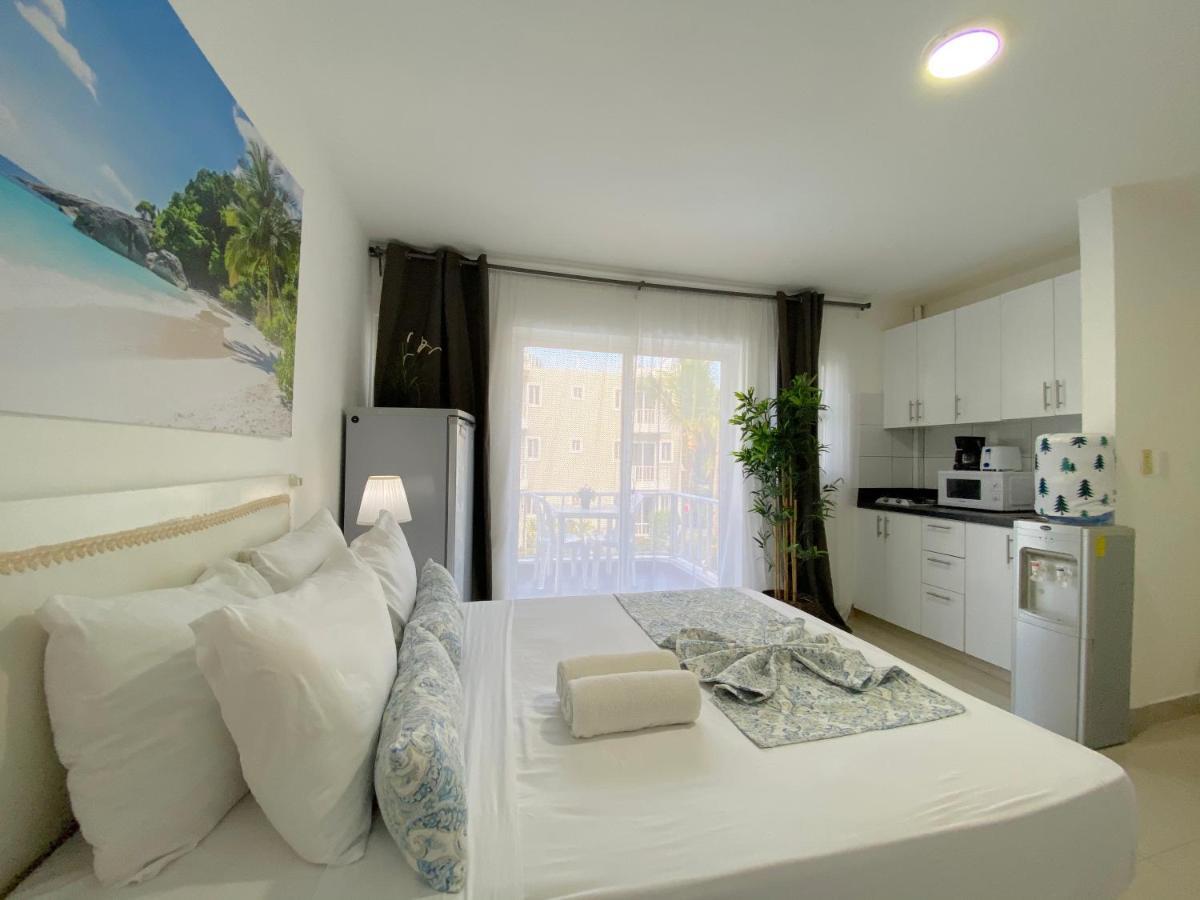 Dominican Breath - Suites Sol Caribe - Swimming Pool And Beach Club - Playa Bavaro Пунта Кана Екстериор снимка
